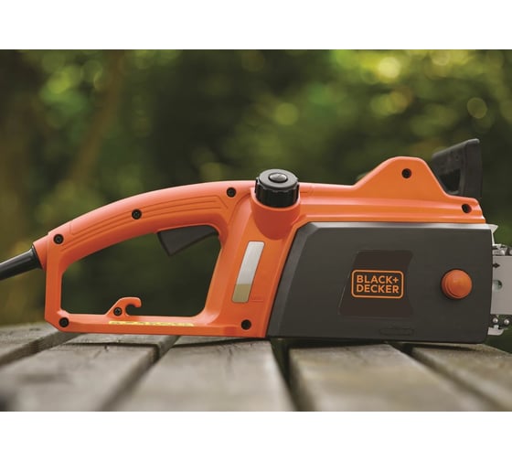 Электрическая цепная пила Black+Decker CS1835