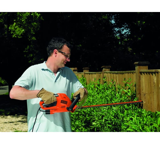 Садовый кусторез Black+Decker GT5055