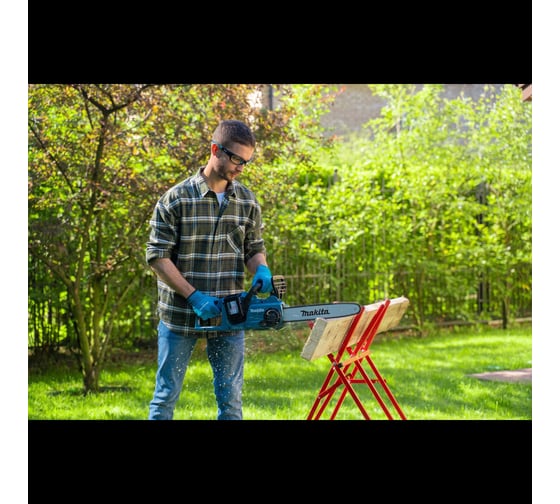 Аккумуляторная цепная пила Makita LXT DUC353Z