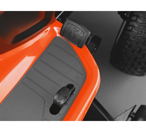 Садовый трактор Husqvarna TS 243T 9604103-91