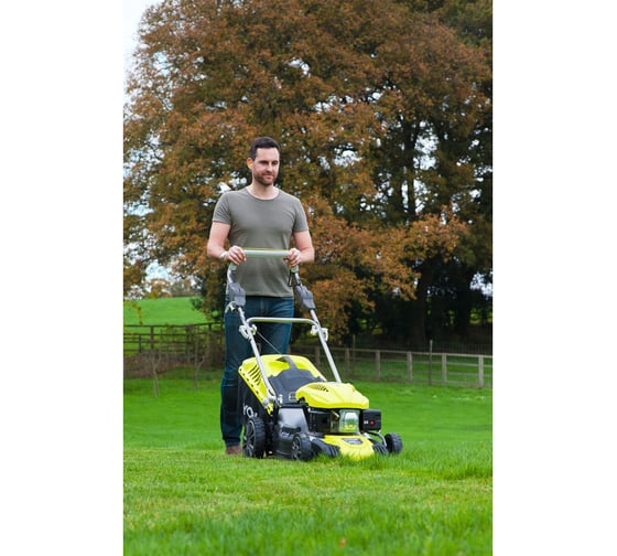 Самоходная бензиновая газонокосилка Ryobi RLM46173 5133002552