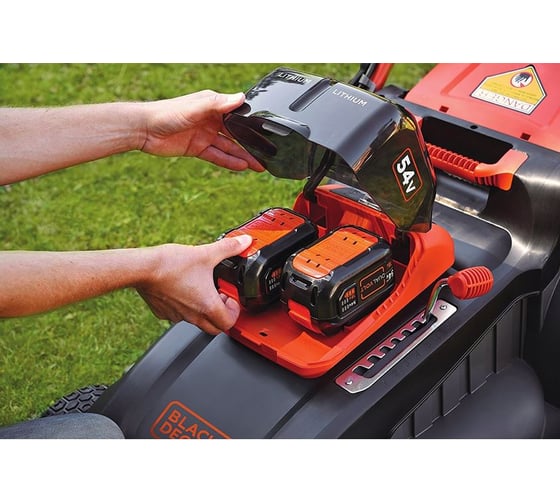 Аккумуляторная колесная газонокосилка 3-в-1 Black+Decker CLM5448PC2