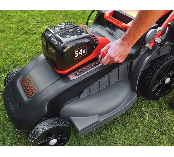 Аккумуляторная колесная газонокосилка 3-в-1 Black+Decker CLM5448PC2