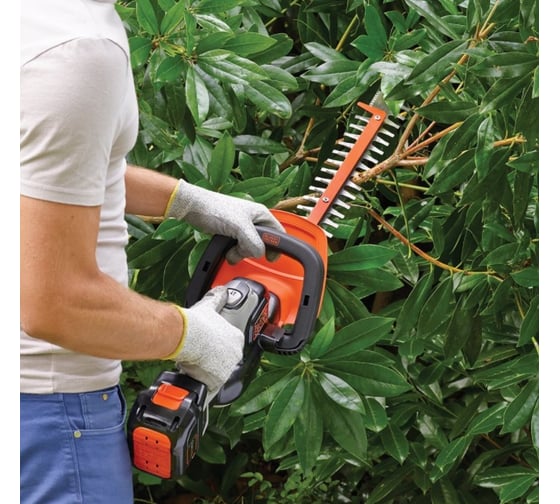 Аккумуляторный кусторез Black+Decker GTC5455PC