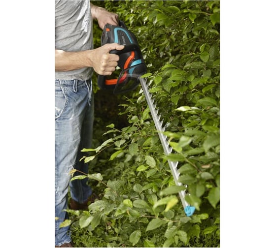 Ножницы для живой изгороди Gardena PowerCut Li-40/60 с аккумулятором 09860-20.000.00