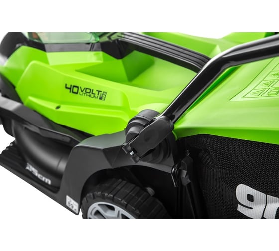 Аккумуляторная газонокосилка GreenWorks G40LM35K3 40V 2501907UE