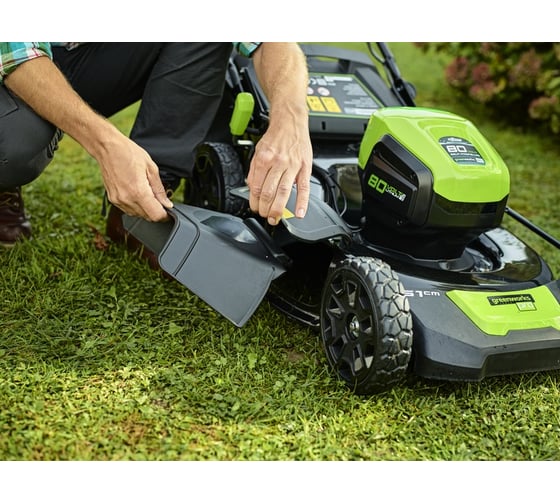 Самоходная аккумуляторная газонокосилка GreenWorks GD80LM51SPK4 80V 2502107UB