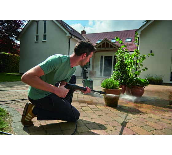 Очиститель высокого давления Bosch UniversalAquatak 135 0.600.8A7.C00