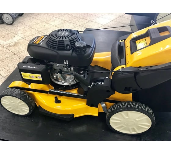 Бензиновая самоходная газонокосилка Cub Cadet XM2 DR46S 12ABYADQ603