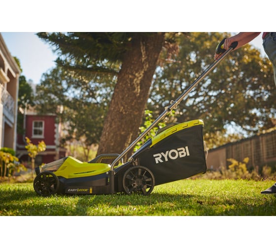 Газонокосилка Ryobi ONE+ 33cm; 1x аккумулятор 4.0Aч RLM18X33B40 5133004306