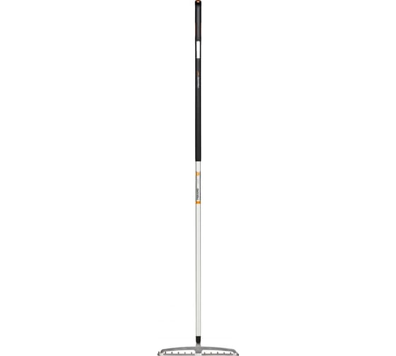 Средние грабли для грунта Fiskars Xact 1027039