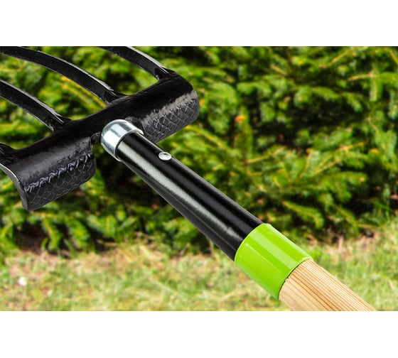 Садовые вилы VERTO 4-рогие 15G041