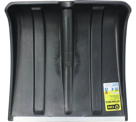 Пластмассовая снеговая лопата с оцинкованной планкой ON 380х365 мм, тулейка 32 мм 24-01-001