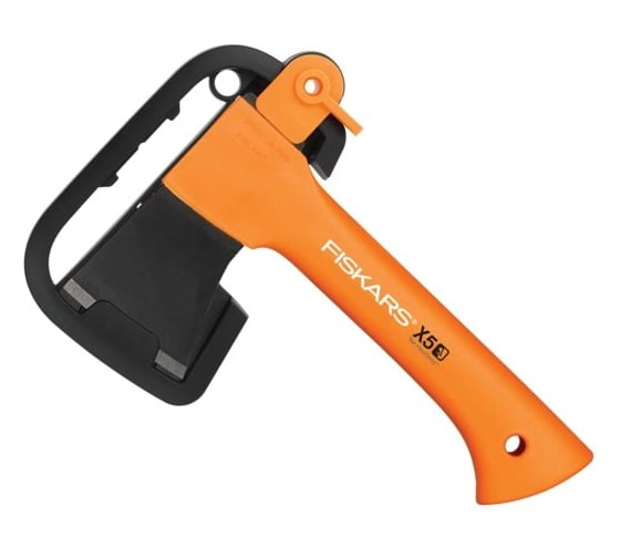 Набор Fiskars: универсальный топор Х5 + пила + универсальный нож 1057912