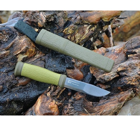 Набор Morakniv Outdoor Kit MG нож Mora 2000 + топор 1-2001