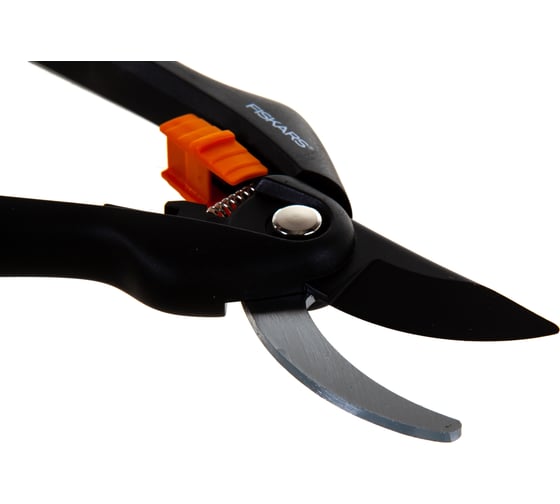 Плоскостной секатор Fiskars 1000567 (111260)