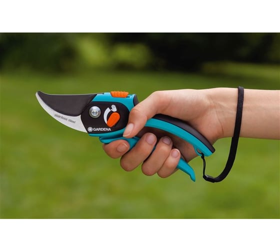 Секатор Gardena Comfort 08790-20.000.00