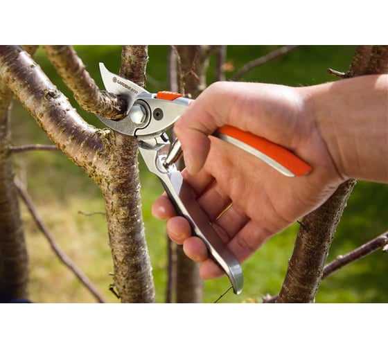 Секатор Gardena BP 30 Premium 08701-29.000.00