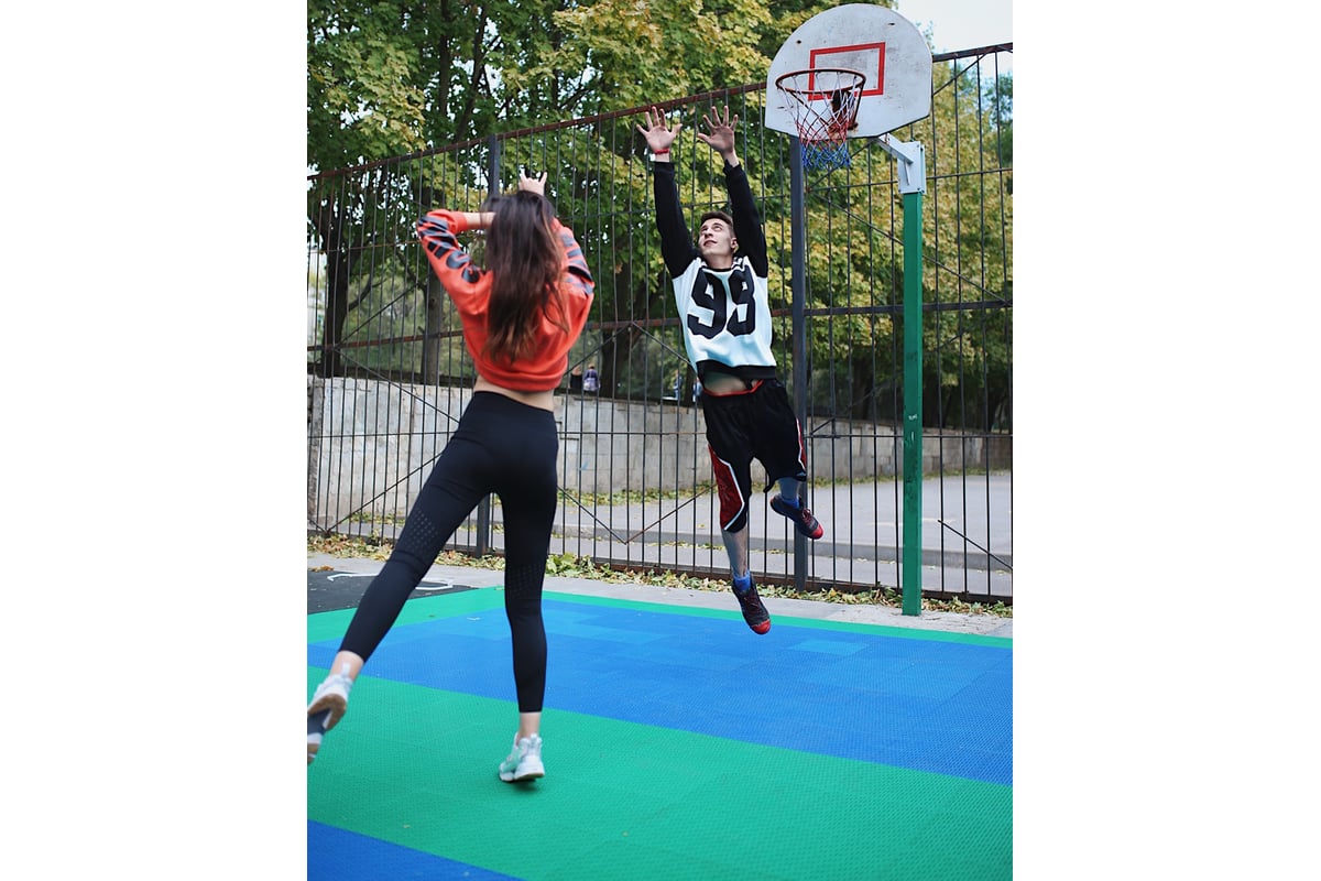 Клевер спорт цены. Валерия Некрасова волонтер сильная Лара.