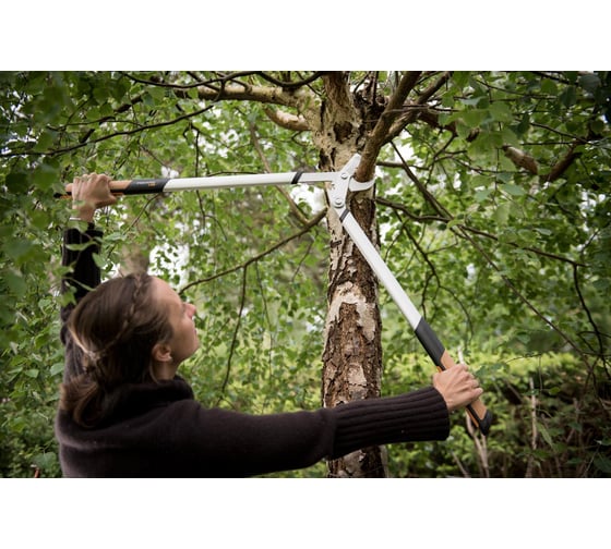 Большой плоскостной сучкорез Fiskars Quantum L L108 112630