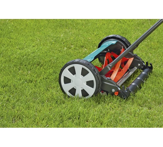 Механическая барабанная газонокосилка Gardena 400 04018-20.000.00