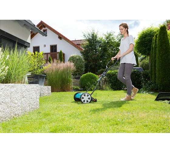 Барабанная механическая газонокосилка Gardena 330 Classic 04027-20.000.00