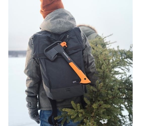 Промонабор Fiskars: топор Х7 + воблер 1023886