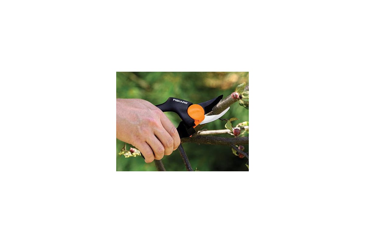 Секатор фискарс. Секатор fiskars 111540. Секатор fiskars fiskars POWERGEAR. Секатор р94 с силовым приводом 111540 fiskars. Секатор fiskars 1000574.