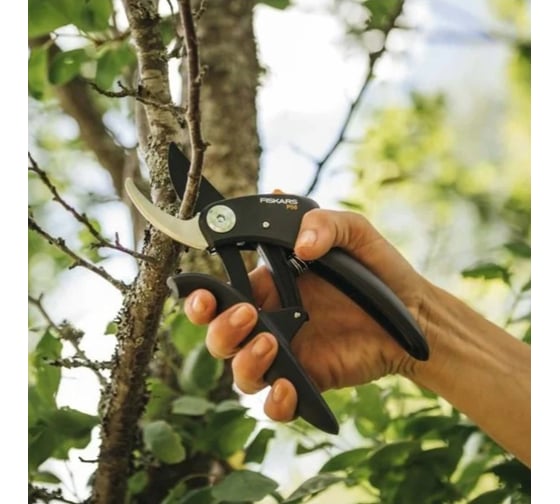 Контактный секатор FISKARS PowerLever P56 1026919