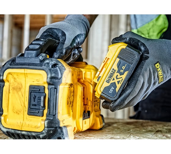 Портативная аккумуляторная аудиосистема Dewalt 18 В, 20 Вт, без АКБ и ЗУ, DCR011 DCR011-XJ