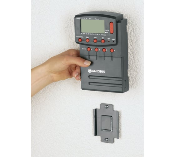 Блок управления клапанами для полива Gardena 4040 01276-27.000.00