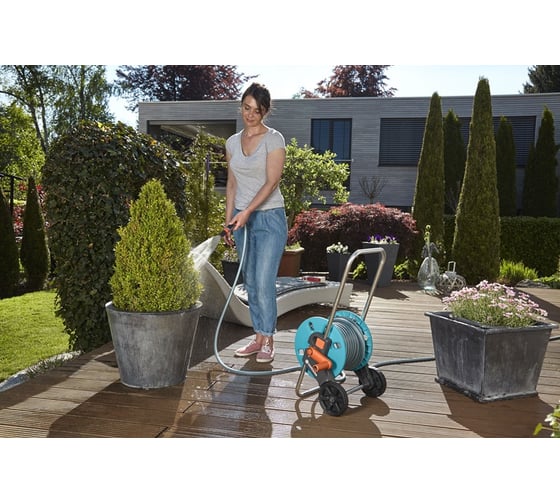 Тележка со шлангом Classic, 20 м, 1/2" и комплектом для полива Gardena AquaRoll S 18502-20.000.00