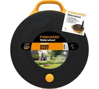 Катушка со шлангом 3/8", 15 м и набором аксессуаров Fiskars 1020436