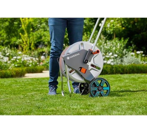 Металлическая тележка для шлангов GARDENA AquaRoll M 18542-20.000.00