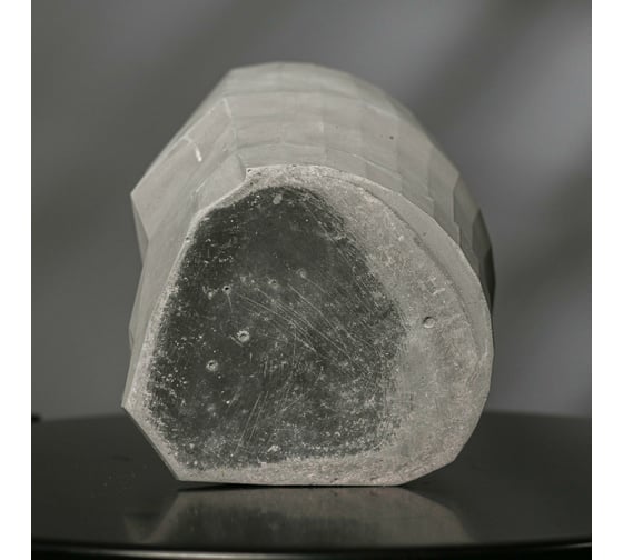 Полигональное кашпо из гипса СИМАЛЕНД Голова серое, 16x20 см 5161882
