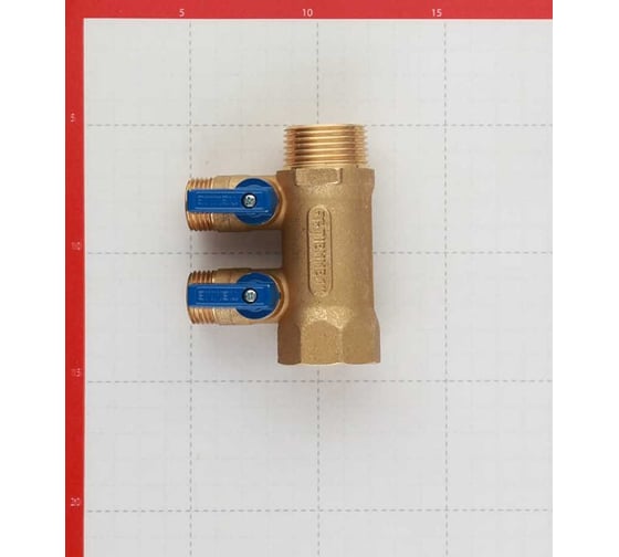 Коллектор Tiemme 2 отвода, с шаровыми клапанами 1х1/2"(16) (латунь) синие ручки 1820042