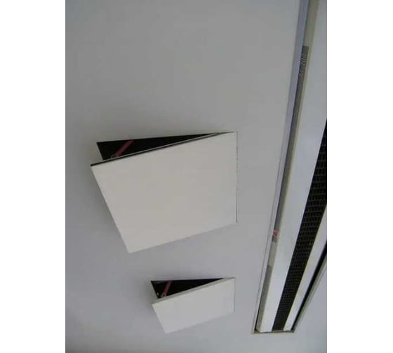 Люк потолочный под покраску Хаммер Ультра 40x40, петли по стороне 40 ул44