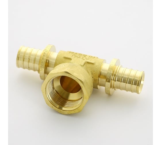 Аксиальный тройник Uni-Fitt-В 20x3/4"х20 747G7370