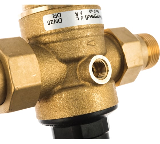 Клапан понижения давления Honeywell на горячую воду, диапазон регулировки 1.5-6 атм D06F-1"B D06F-1B
