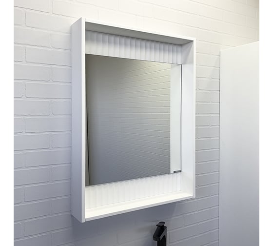 Зеркало-короб Comforty "Марсель-60" белый матовый, LED-подсветка, бесконтактный сенсор 00-00001278