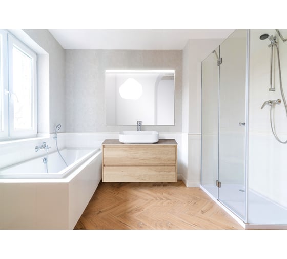 Зеркало в алюминиевой раме BelBagno с подсветкой и сенсорным выключателем SPC-UNO-900-800-TCH