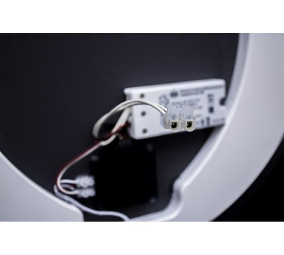Зеркало Домино Дакка 900x500 с подсветкой GL7037Z
