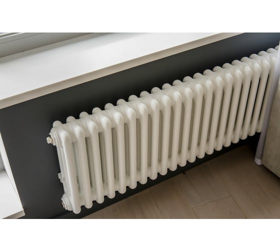 Трубчатый радиатор Zehnder Charleston 3037/24/№1270/RAL 9016 3/4