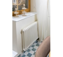 Трубчатый радиатор трехтрубный ТЕПЛОФОРТ ТР3037-14, БП 3/4, белый глянец габаритная высота секции 375 мм (межосевое расстояние 300мм), 14 секций, боковое подключение 3/4”, цвет белый глянец 200042