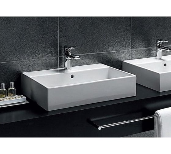 Раковина Ideal Standard Strada 70 см K078201