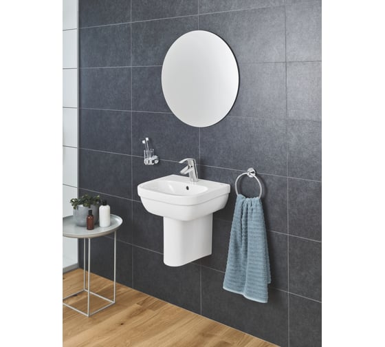 Мини-раковина Grohe Euro Ceramic ширина 45 см 39324000