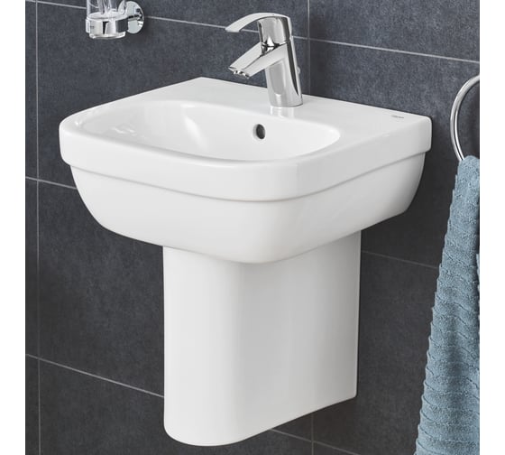 Мини-раковина Grohe Euro Ceramic ширина 45 см 39324000