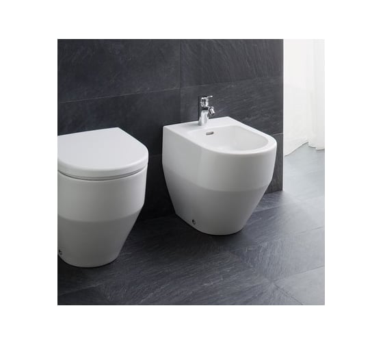 Напольное биде Laufen PRO с отверстием для смесителя 8329520003021 00032050