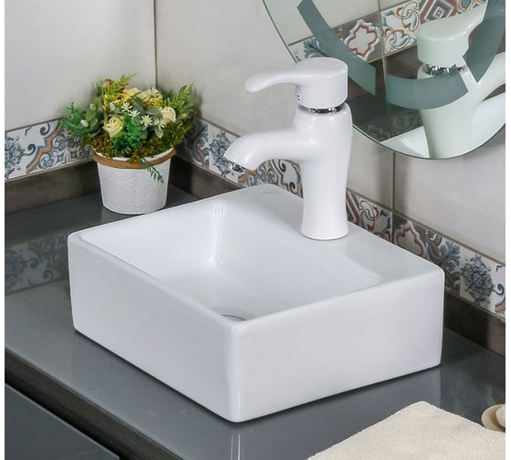 Раковина MELANA 7440A
