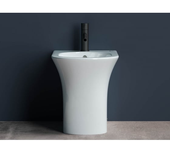 Напольное пристенное биде Ceramicanova STAR CN1906